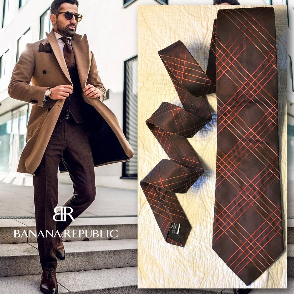 BANANA REPUBLIC Brown Silk Necktie